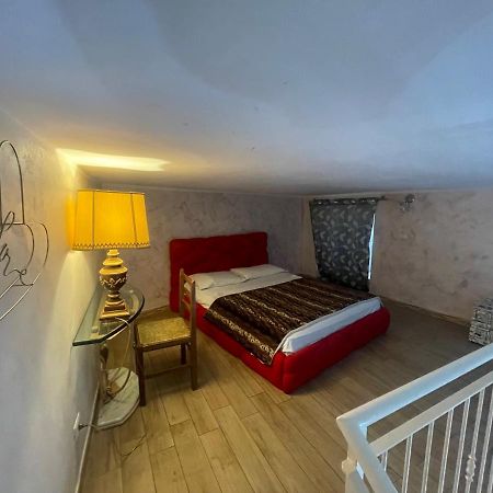 Da Walter 2 ,Holiday Home In The Centre Catania Bagian luar foto