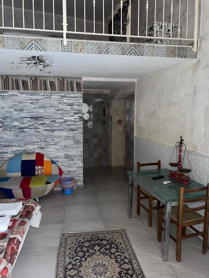 Da Walter 2 ,Holiday Home In The Centre Catania Bagian luar foto